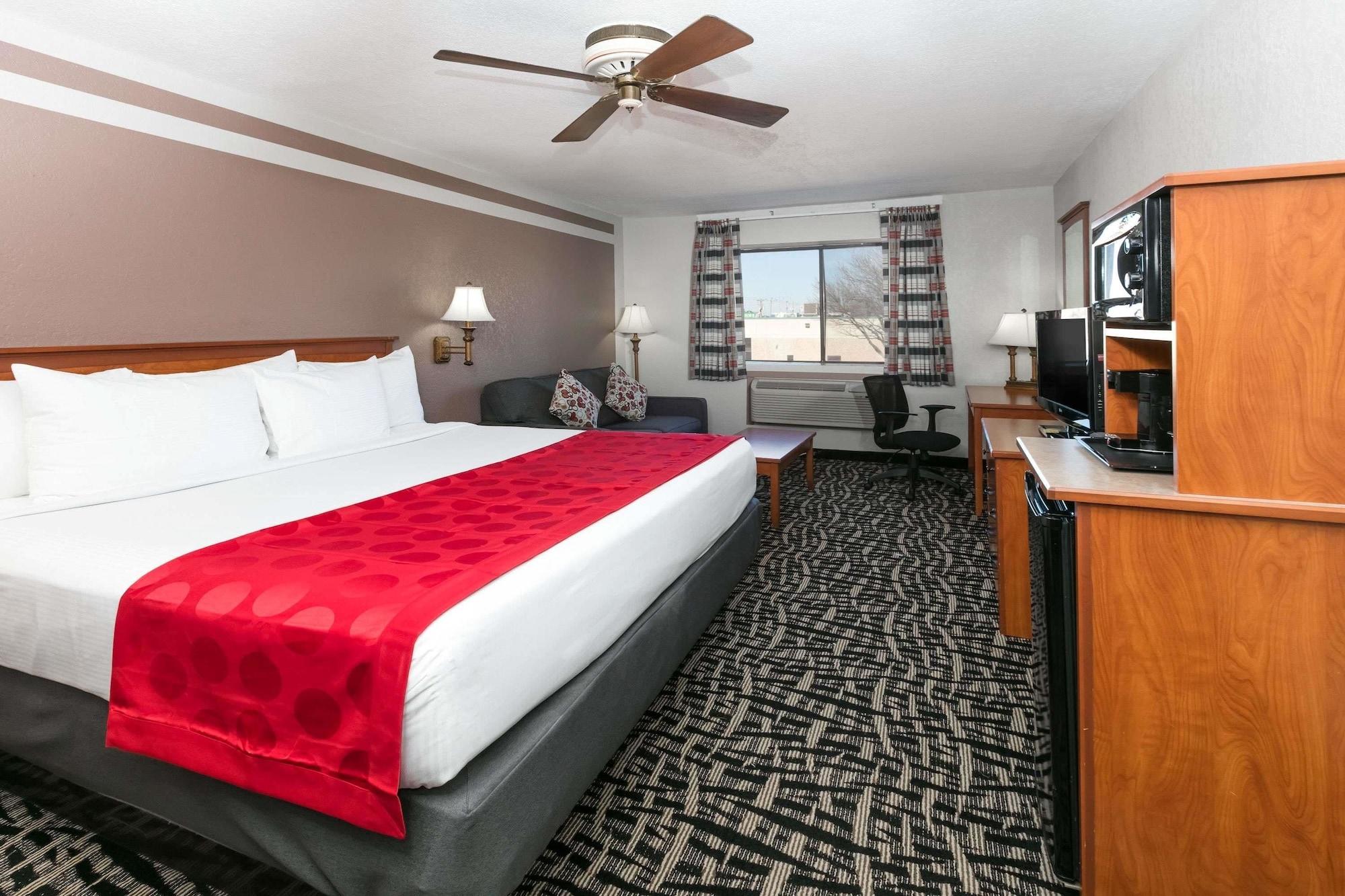 Ramada By Wyndham Oklahoma City Airport North Екстериор снимка