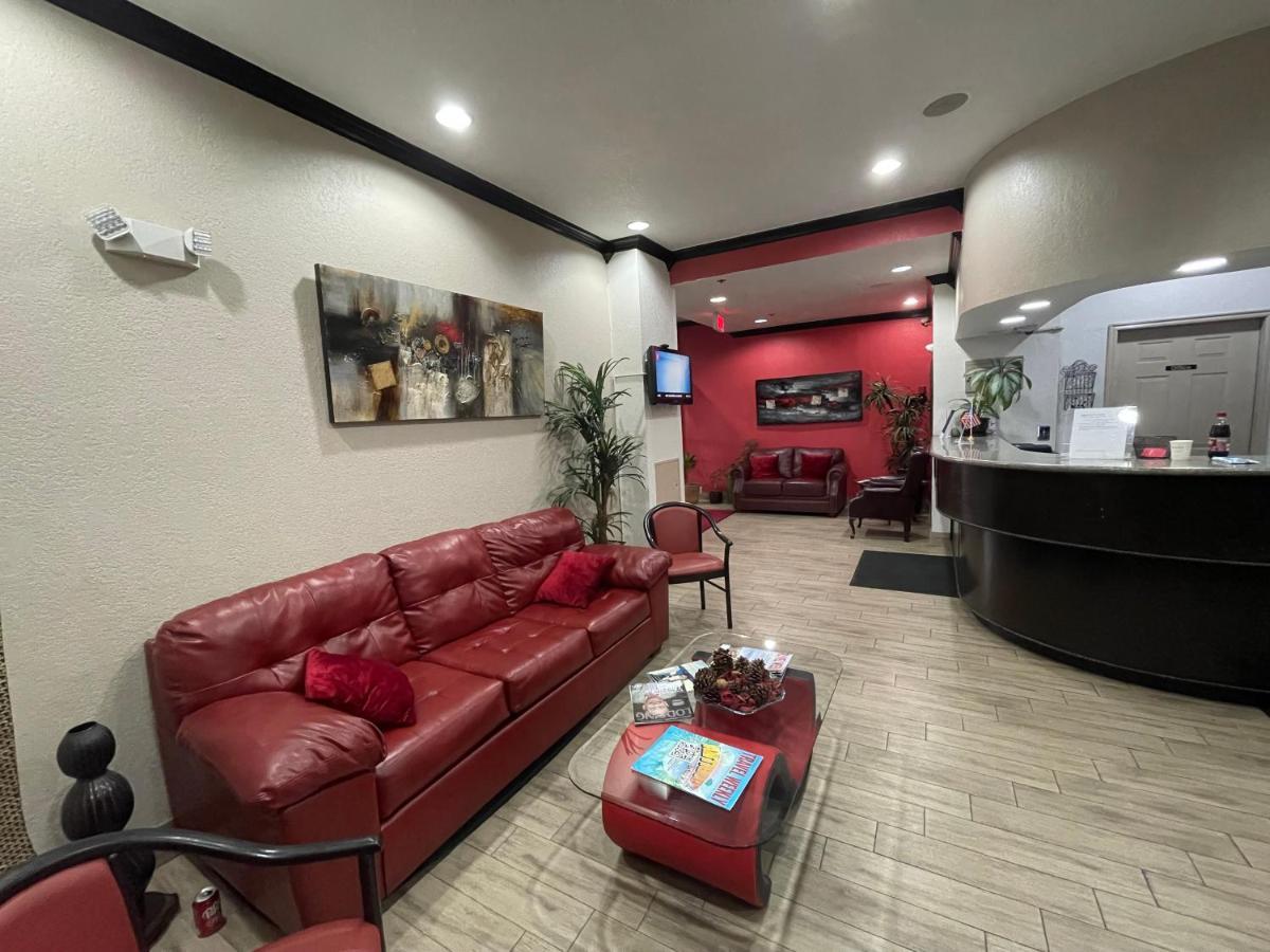 Ramada By Wyndham Oklahoma City Airport North Екстериор снимка