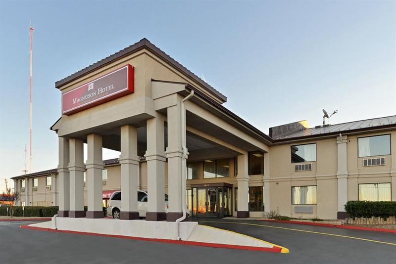 Ramada By Wyndham Oklahoma City Airport North Екстериор снимка